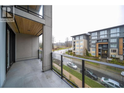 9888 UNIVERSITY Crescent | Burnaby British Columbia | Slide Image Seventeen
