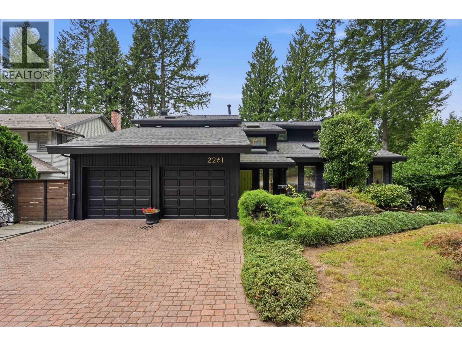 2261 HILL Drive, North Vancouver, British Columbia V7H 2N1