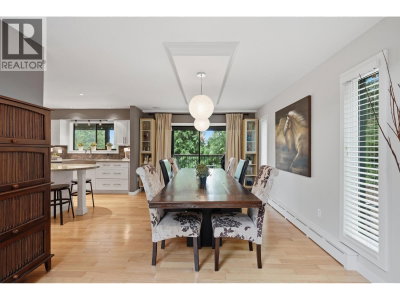 2261 HILL Drive | North Vancouver British Columbia | Slide Image Seven