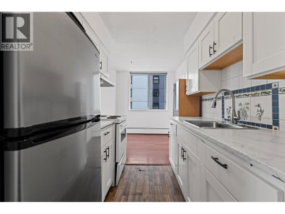 1251 CARDERO Street | Vancouver British Columbia | Slide Image Thirteen