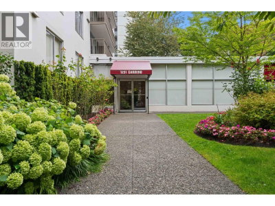 1251 CARDERO Street | Vancouver British Columbia | Slide Image Thirty-one