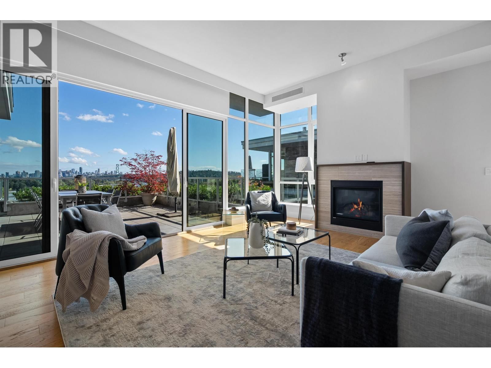 876 KEITH Road, West Vancouver, British Columbia V7T 1M3