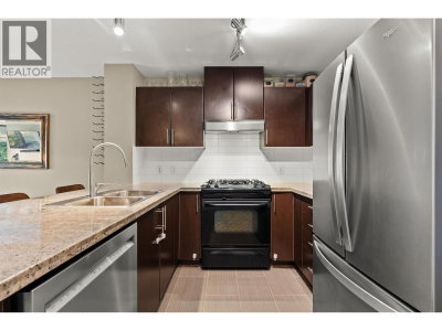 700 KLAHANIE Drive | Port Moody British Columbia | Slide Image Eleven