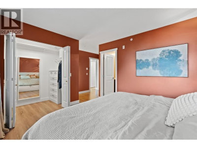 700 KLAHANIE Drive | Port Moody British Columbia | Slide Image Thirteen