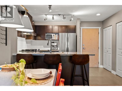 700 KLAHANIE Drive | Port Moody British Columbia | Slide Image Nine