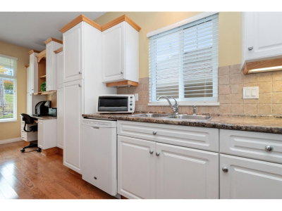 5700 JINKERSON Road | Chilliwack British Columbia | Slide Image Seven