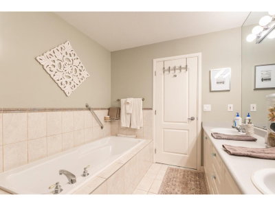 31501 UPPER MACLURE Road | Abbotsford British Columbia | Slide Image Twenty