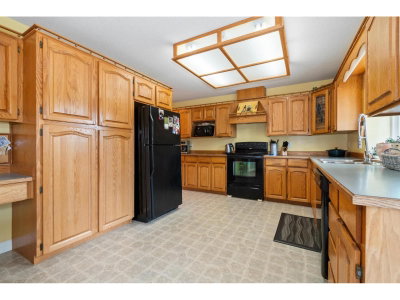 46054 BRITTON Avenue | Chilliwack British Columbia | Slide Image Ten