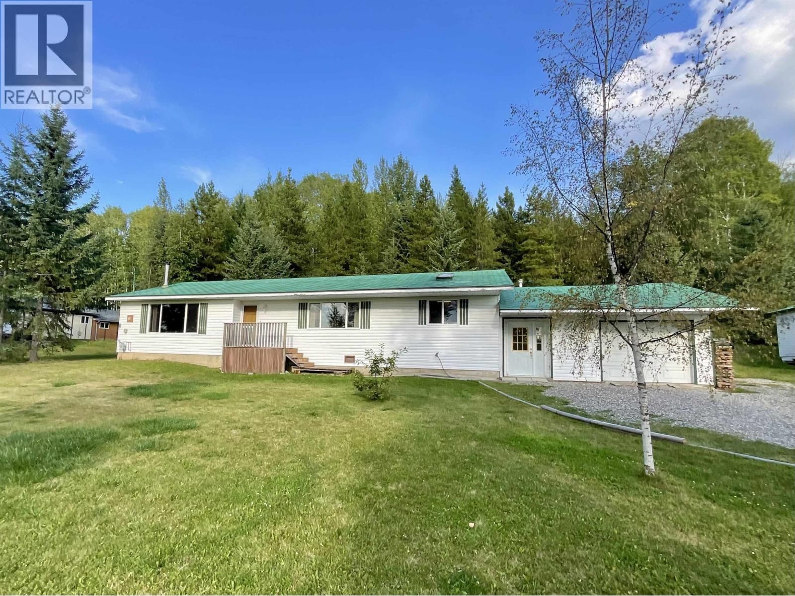 5720 QUESNEL-HIXON Road, Quesnel, British Columbia V2J 6Y4