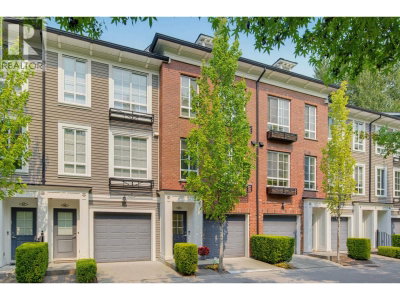 2428 NILE Gate | Port Coquitlam British Columbia | Slide Image Three