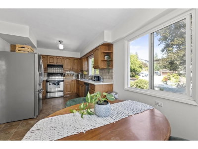 10005 KENSWOOD Drive | Chilliwack British Columbia | Slide Image Thirteen