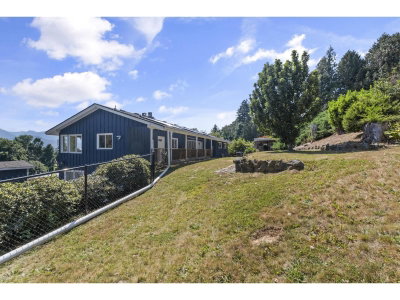 10005 KENSWOOD Drive | Chilliwack British Columbia | Slide Image Thirty