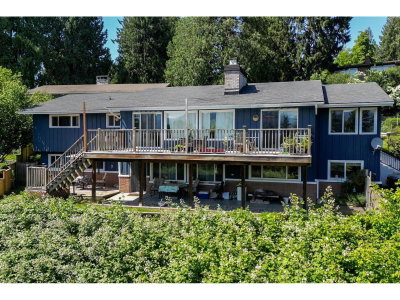10005 KENSWOOD Drive | Chilliwack British Columbia | Slide Image Four