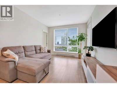 707 COMO LAKE Avenue | Coquitlam British Columbia | Slide Image Twelve