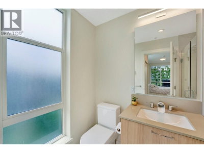 707 COMO LAKE Avenue | Coquitlam British Columbia | Slide Image Nineteen