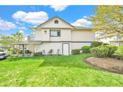 3080 TOWNLINE Road | Abbotsford British Columbia | Slide Image Three