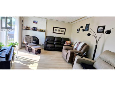 2852 ALEXANDER Crescent | Prince George British Columbia | Slide Image Four