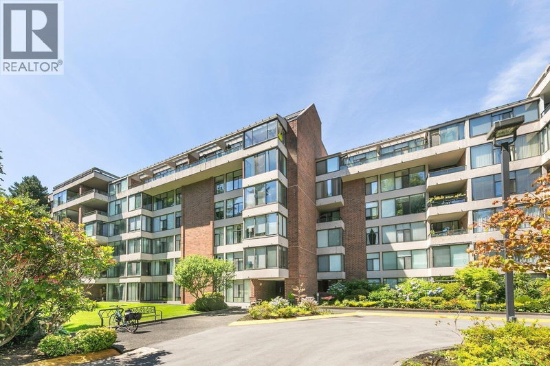 4101 YEW Street Vancouver British Columbia, V6L 3B7 - 2 Bedrooms Condo For Sale