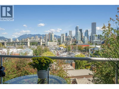 1508 MARINER Walk | Vancouver British Columbia | Slide Image Twenty-five