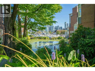 1508 MARINER Walk | Vancouver British Columbia | Slide Image Thirty-two