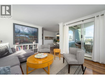 1508 MARINER Walk | Vancouver British Columbia | Slide Image Five