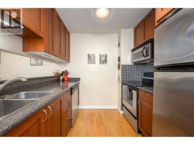 1508 MARINER Walk | Vancouver British Columbia | Slide Image Eleven