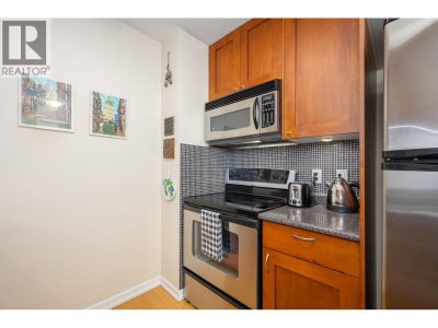 1508 MARINER Walk | Vancouver British Columbia | Slide Image Twelve
