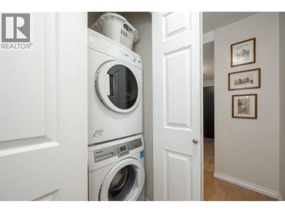 1508 MARINER Walk | Vancouver British Columbia | Slide Image Twenty-three