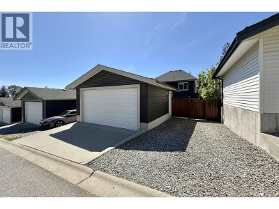 1451 DAYTON Street | Coquitlam British Columbia | Slide Image Thirty-one