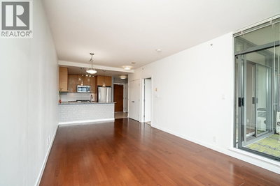 6888 ALDERBRIDGE Way | Richmond British Columbia | Slide Image Eight