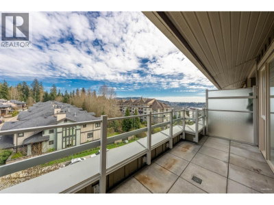 530 RAVEN WOODS Drive | North Vancouver British Columbia | Slide Image Fourteen