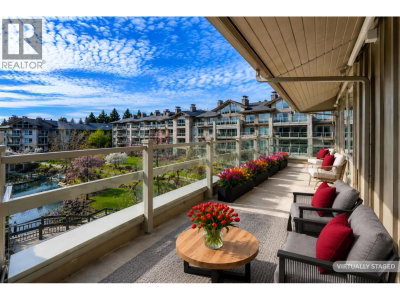 530 RAVEN WOODS Drive | North Vancouver British Columbia | Slide Image Seventeen