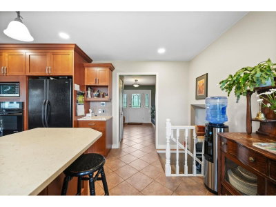 21723 24 Avenue | Langley British Columbia | Slide Image Twelve