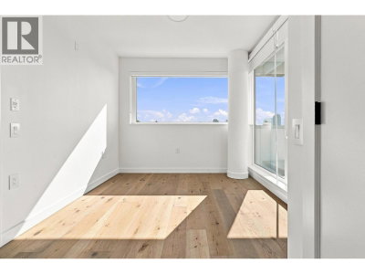 8080 OAK Street | Vancouver British Columbia | Slide Image Twenty-three