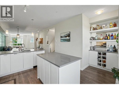 5551 ADMIRAL Way | Delta British Columbia | Slide Image Eight