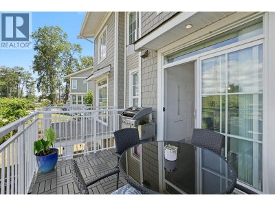 5551 ADMIRAL Way | Delta British Columbia | Slide Image Nine