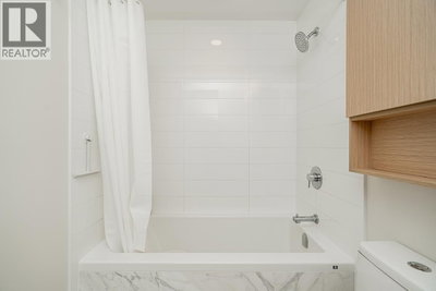 530 WHITING Way | Coquitlam British Columbia | Slide Image Eighteen