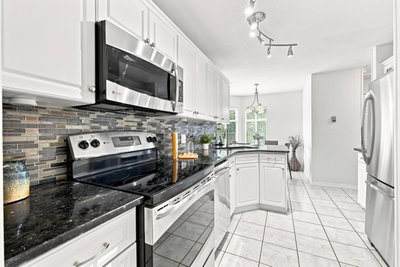 15273 24TH Avenue | Surrey British Columbia | Slide Image Fifteen