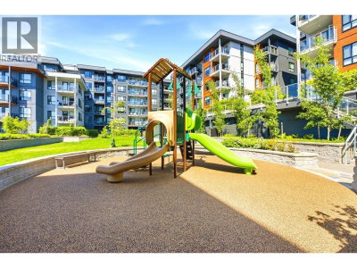 3596 MALSUM Drive | North Vancouver British Columbia | Slide Image Twenty-eight