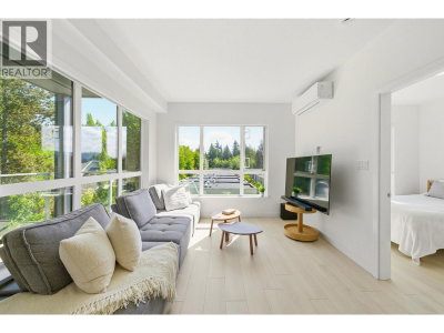 3596 MALSUM Drive | North Vancouver British Columbia | Slide Image Three