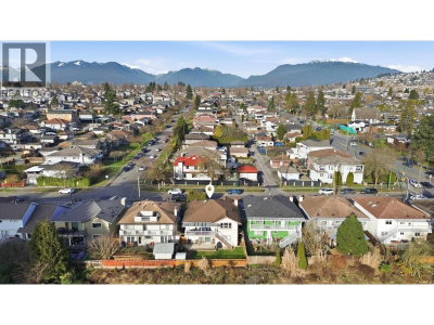 4468 GRAVELEY Street | Burnaby British Columbia | Slide Image Twenty-five