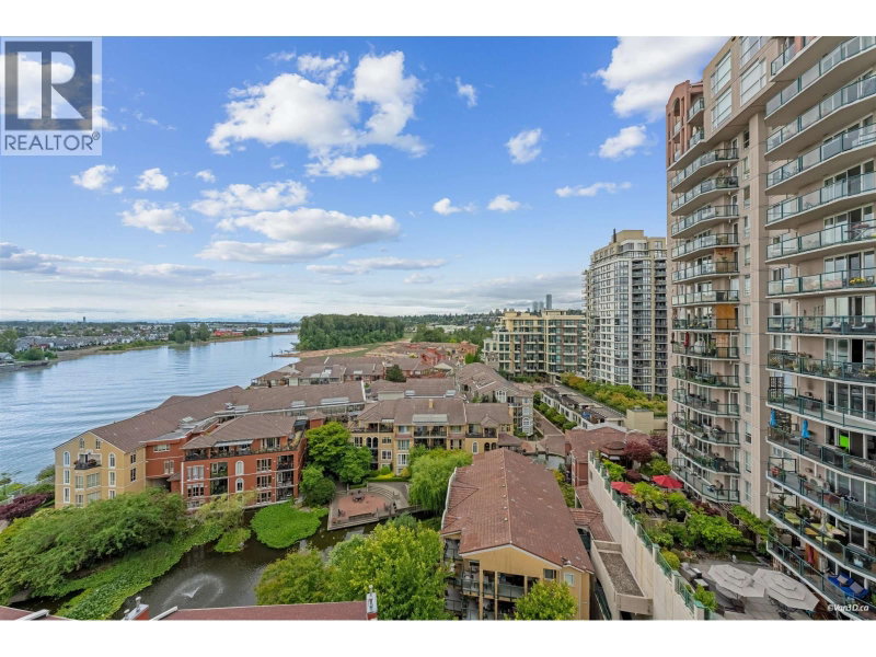 8 LAGUNA Court New Westminster British Columbia, V3M 6M6 - 2 Bedrooms Waterfront Condo For Sale