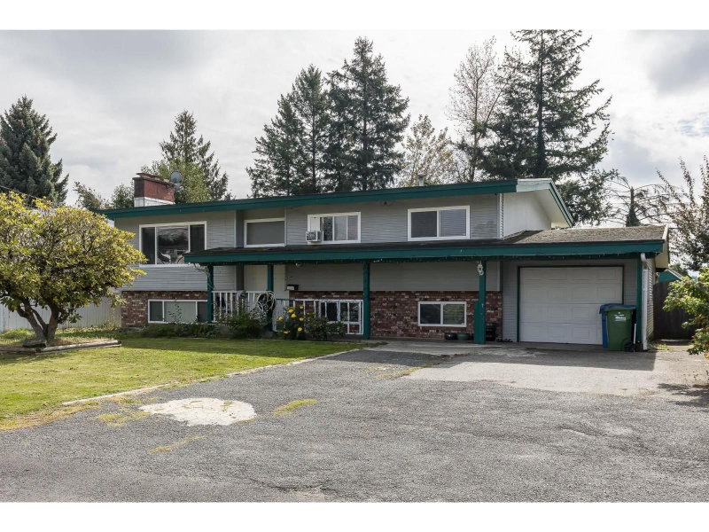 32698 PANDORA Avenue Abbotsford British Columbia, V2T 3X1 - 6 Bedrooms Home For Sale