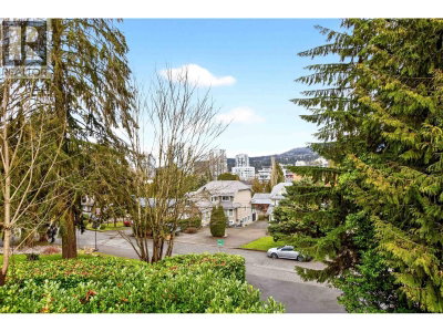 3362 VIEWMOUNT Drive | Port Moody British Columbia | Slide Image Fifteen