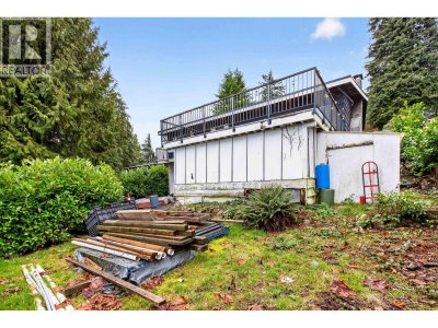 3362 VIEWMOUNT Drive | Port Moody British Columbia | Slide Image Thirty-one