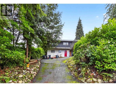 3362 VIEWMOUNT Drive | Port Moody British Columbia | Slide Image Thirty-two