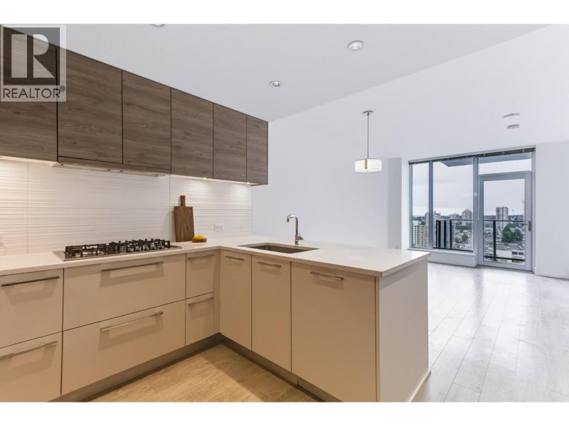 7388 KINGSWAY Burnaby British Columbia, V3N 0G9 - 1 Bedroom Condo For Sale