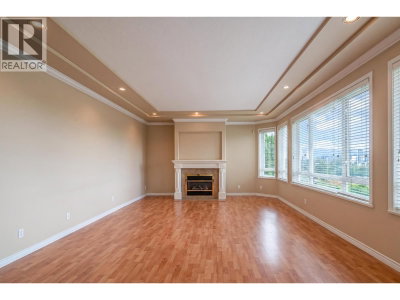 7586 SEQUOIA Road | Burnaby British Columbia | Slide Image Twenty-three