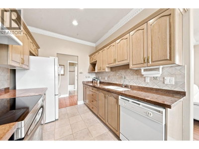 3176 PLATEAU Boulevard | Coquitlam British Columbia | Slide Image Sixteen