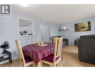 589 CARLSEN Place | Port Moody British Columbia | Slide Image Thirteen